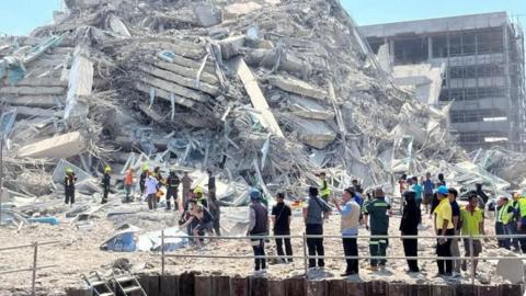 বিবিসি বাংলা লাইভ: মিয়ানমারে জরুরি অবস্থা, শতাধিক প্রাণহানির শঙ্কা, ব্যাংককে নিখোঁজ ৭০