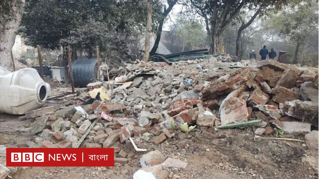 ভারত: দিল্লিতে ‘৬০০ বছরের প্রাচীন মসজিদ’ যে কারণে ভেঙ্গে দিল কর্তৃপক্ষ