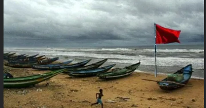 নয় অঞ্চলের নদীবন্দরে এক নম্বর সংকেত