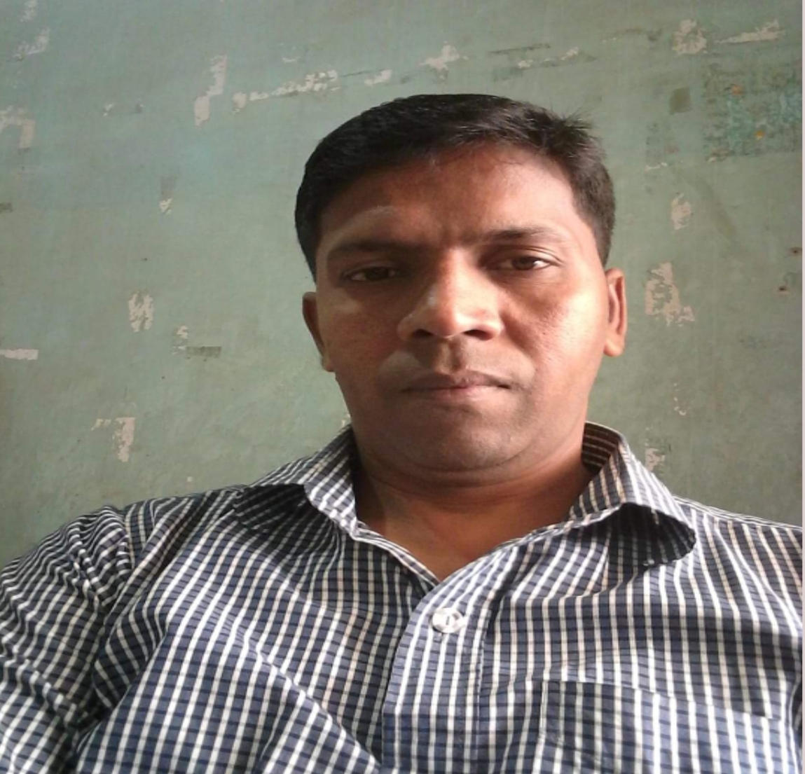 যশোরে কুখ্যাত সন্ত্রাসী স্বেচ্ছাসেবক লীগ নেতা রবি শিকদার বিএনপি নেতা খায়রুজ্জামান মিনুর আশ্রয়ে!