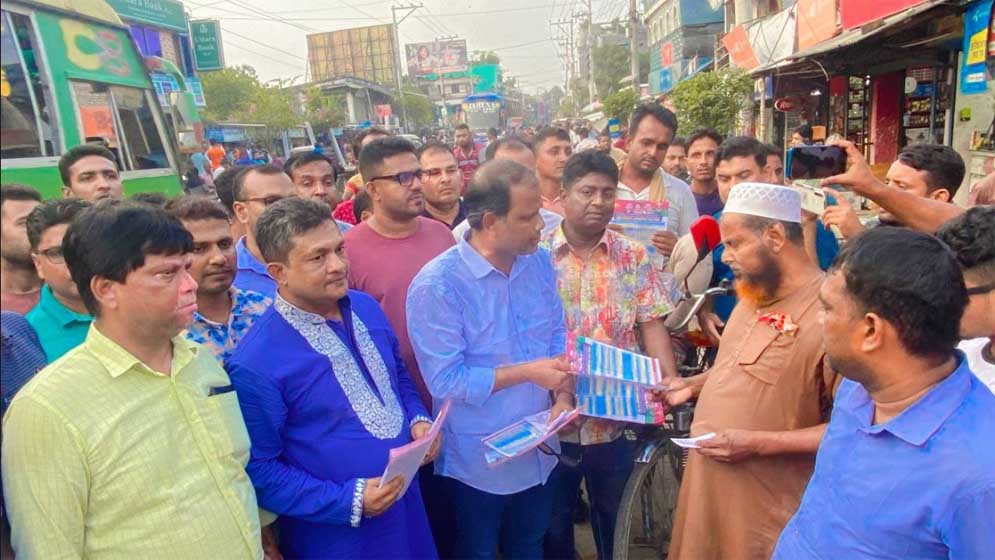 কেশবপুরে কেন্দ্রীয় স্বেচ্ছাসেবক দলের গণসংযোগ ও পথসভা অনুষ্ঠিত