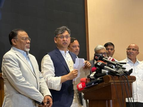 বিবিসি বাংলা লাইভ: সংস্কার ইস্যুতে একাধিক বিষয়ে দ্বিমত বিএনপির, ফ্যাসিবাদের পতনে নব্য ফ্যাসিবাদ উত্থানের অভিযোগ জিএম কাদেরের বিবিসি বাংলা লাইভ: সংস্কার ইস্যুতে একাধিক বিষয়ে দ্বিমত বিএনপির, ফ্যাসিবাদের পতনে নব্য ফ্যাসিবাদ উত্থানের অভিযোগ জিএম কাদেরের