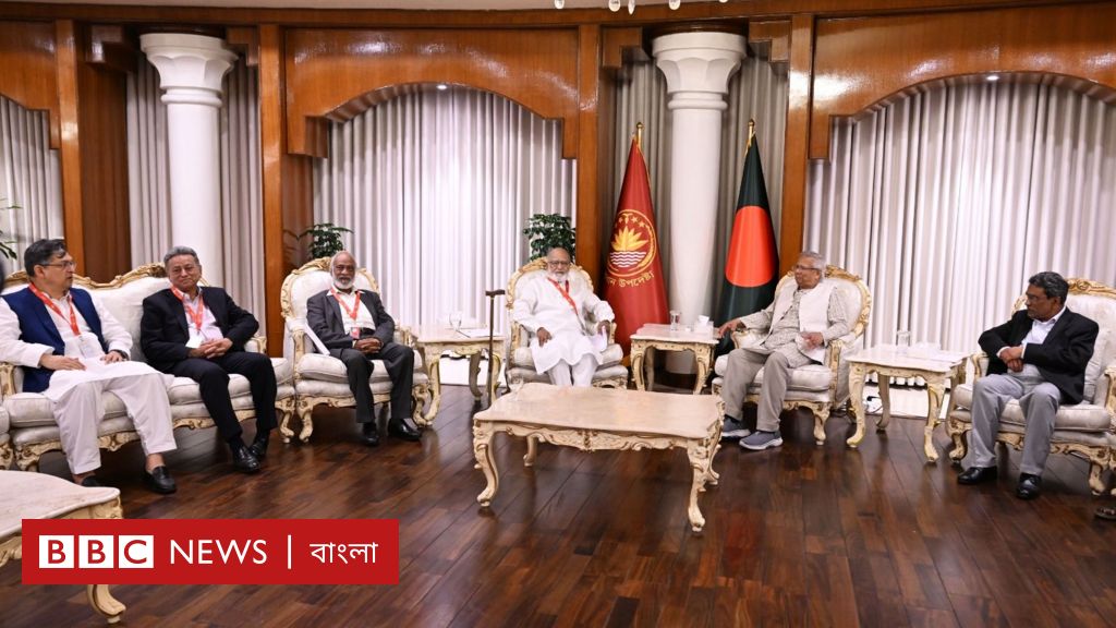 বিএনপি-জামায়াত-এনসিপির সঙ্গে প্রধান উপদেষ্টার বৈঠকে যেসব বিষয়ে আলোচনা হলো