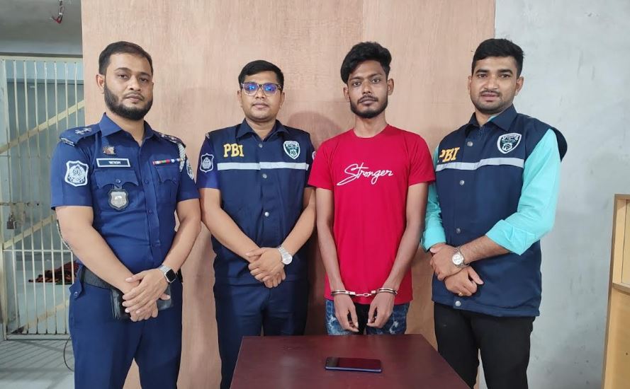 যশোরে আরও এক প্রতারক গ্রেপ্তার