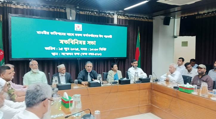 রেফারির ভূমিকায় ইসি, যারা খেলবে খেলুক: সিইসি